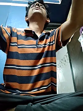 Snapshot of yung_cplz chatting on September 2025 04:30:02 PM yung cplz online show from September 2025 04:30:02 PM