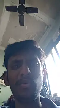 Snapshot of yung_cplz chatting on November 2025 08:14:01 AM yung cplz online show from November 2025 08:14:01 AM