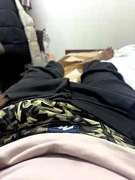 Snapshot of bigbulllaksh chatting on October 2025 04:31:02 PM bigbulllaksh online show from October 2025 04:31:02 PM