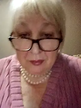 Alexia64231 online show from November 2025 10:41:02 PM