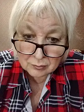 Alexia64231 online show from November 2025 06:17:01 PM