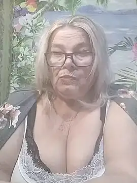 Snapshot of MargaritaSweet51 chatting on February 2026 11:44:01 PM MargaritaSweet51 online show from February 2026 11:44:01 PM