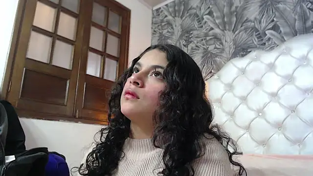 RylieRoss online show from October 2025 12:06:01 PM