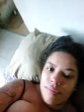 Snapshot of biancaalvess chatting on February 2026 11:37:01 AM biancaalvess online show from February 2026 11:37:01 AM