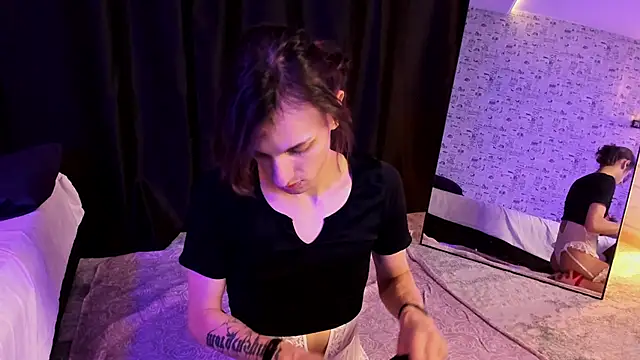 Anjela Botton online show from November 2025 06:40:01 PM