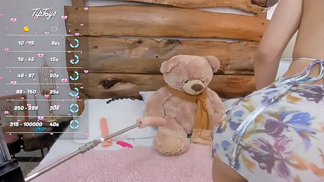 Snapshot of Vunnie_honeie chatting on February 2026 03:55:02 AM Vunnie honeie online show from February 2026 03:55:02 AM