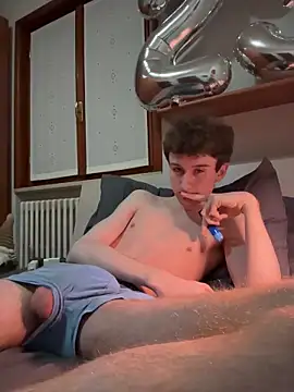 twinkethan07 online show from March 2026 01:09:01 AM