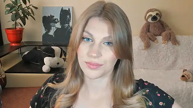 JuliaMuuun online show from September 2025 10:15:01 AM