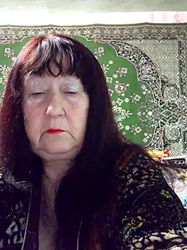 CrystalLime6411 online show from December 2025 04:26:01 PM