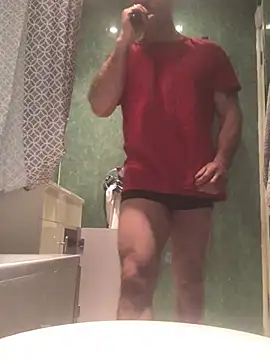 Snapshot of Andremann69 chatting on March 2026 06:47:02 PM Andremann69 online show from March 2026 06:47:02 PM