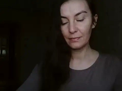 KatalinaQE online show from September 2025 05:00:01 AM