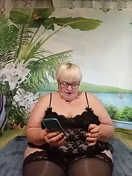 Snapshot of VioletSweet5566 chatting on July 2026 04:01:02 PM VioletSweet5566 online show from July 2026 04:01:02 PM