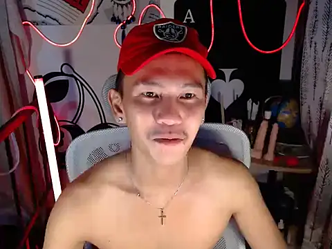 Snapshot of RalfAsian25 chatting on February 2026 05:29:01 PM RalfAsian25 online show from February 2026 05:29:01 PM