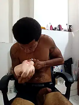 moreno25centimetro online show from January 2026 07:08:01 PM