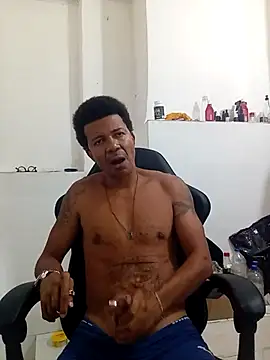 moreno25centimetro online show from January 2026 04:00:02 PM