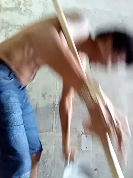 moreno25centimetro online show from February 2026 12:42:02 PM