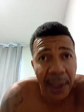 Snapshot of moreno25centimetro chatting on July 2026 12:00:02 PM moreno25centimetro online show from July 2026 12:00:02 PM