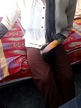 arti9995 online show from June 2026 06:49:01 AM
