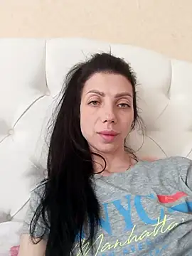 Princessa99885 online show from June 2026 01:43:02 PM