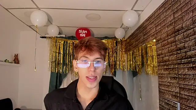 Angelicious Boy online show from September 2025 03:41:02 AM