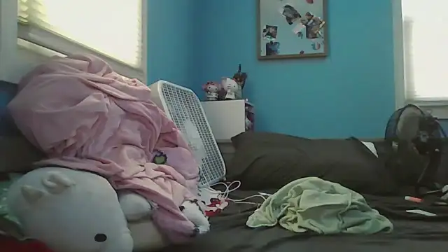 Liam axel35 online show from September 2025 07:41:02 PM