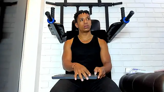 Snapshot of ItaloMoore chatting on February 2026 11:43:02 AM ItaloMoore online show from February 2026 11:43:02 AM