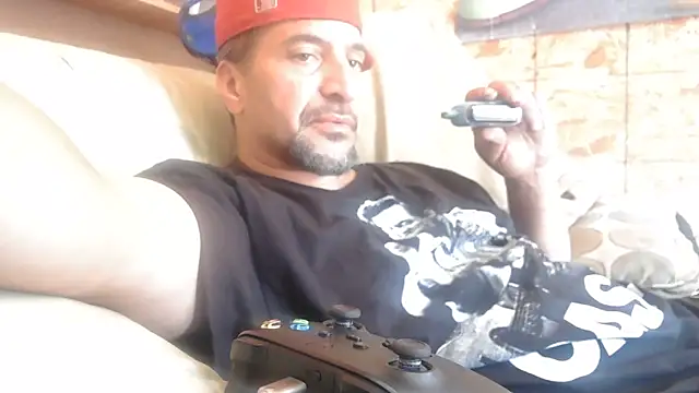N3V3RPANICxh online show from May 2026 03:39:01 PM