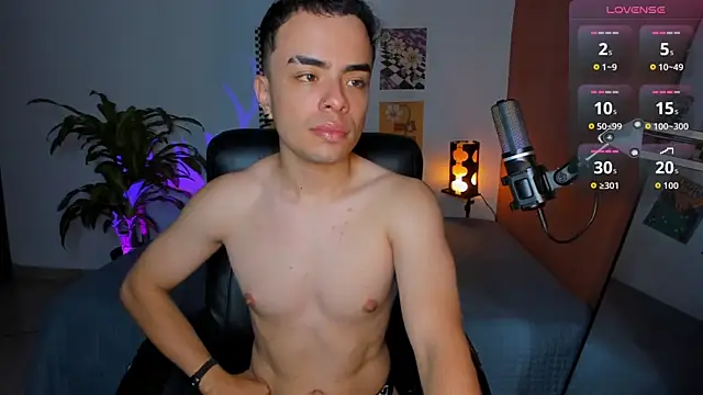 obzidyan online show from November 2025 10:47:02 PM