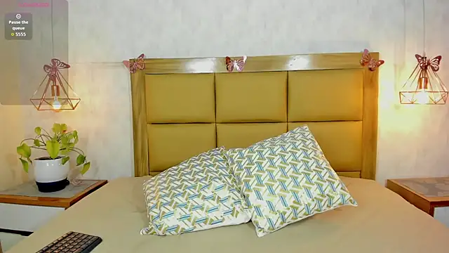 MELISSAROUGE online show from September 2025 07:47:01 PM