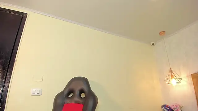 MELISSAROUGE online show from July 2026 01:50:01 PM