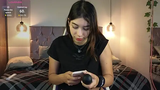 lila min online show from September 2025 01:55:01 PM