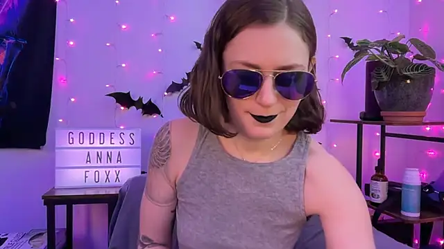 mistressannafoxx online show from November 2025 10:14:02 PM