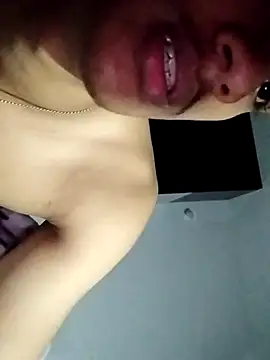 kjohn20 online show from November 2025 08:52:01 PM