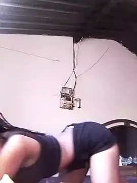 Snapshot of Miss_thorne chatting on October 2025 06:42:02 AM Miss thorne online show from October 2025 06:42:02 AM