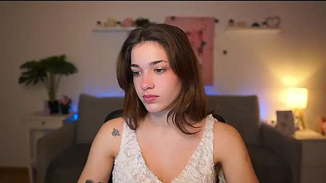 kissie cat online show from January 2026 02:21:02 PM