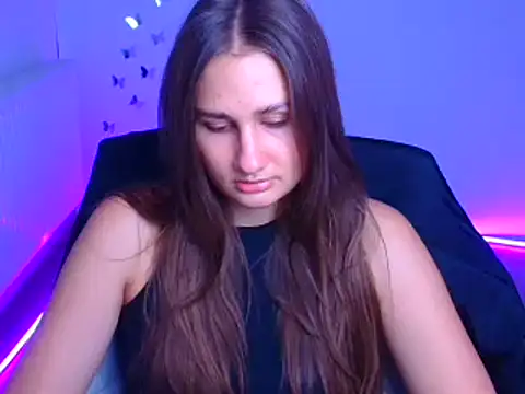 Stefanie Sweet online show from September 2025 05:11:02 AM