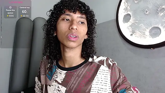 venus-03 online show from October 2025 03:28:01 AM