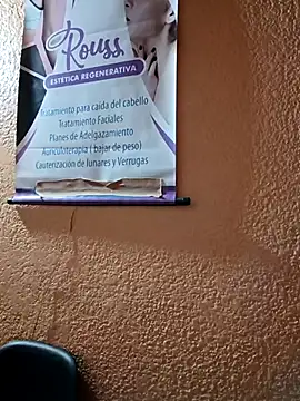 Mia-Glow online show from September 2025 11:12:01 AM