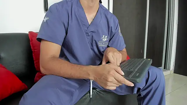 Snapshot of AndretiiAndCamila chatting on September 2025 11:54:01 AM AndretiiAndCamila online show from September 2025 11:54:01 AM