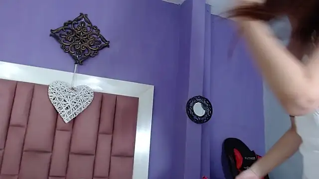 Snapshot of ChiaraLudovica chatting on September 2025 02:38:01 PM ChiaraLudovica online show from September 2025 02:38:01 PM