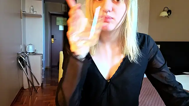 Elieiza xo online show from June 2026 08:38:01 AM