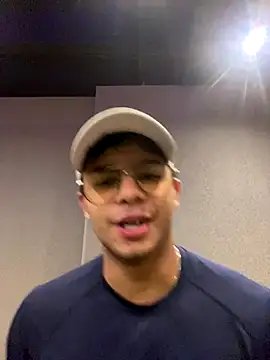 Snapshot of jayd_muscle chatting on November 2025 08:30:02 PM jayd muscle online show from November 2025 08:30:02 PM