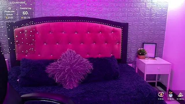 Natalie loffreda online show from November 2025 03:17:01 AM