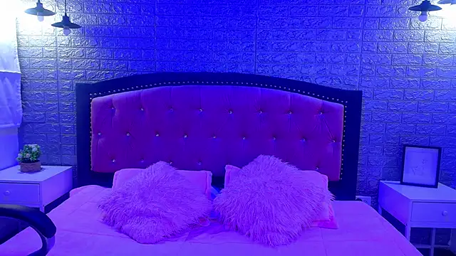 Natalie loffreda online show from December 2025 03:13:01 AM