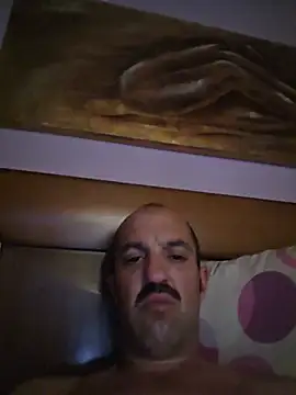 Snapshot of Asturberga chatting on July 2026 01:20:01 PM Asturberga online show from July 2026 01:20:01 PM
