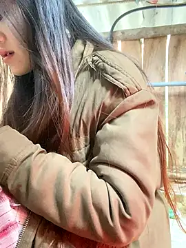 PhanHaa online show from November 2025 12:24:02 AM