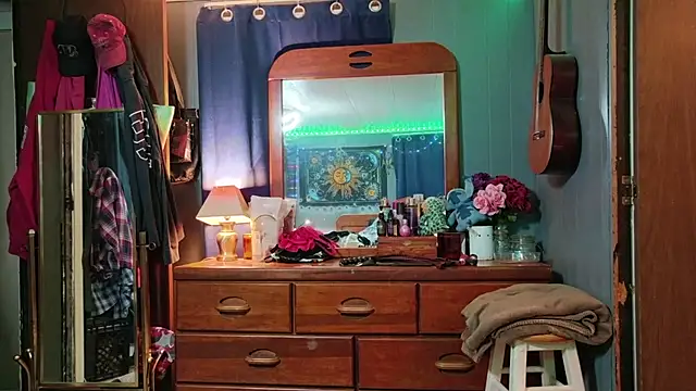 Snapshot of HotRedYeag chatting on February 2026 11:26:02 AM HotRedYeag online show from February 2026 11:26:02 AM