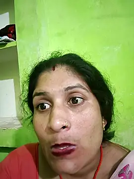 Snapshot of Hot-piuy chatting on September 2025 10:59:01 AM Hot-piuy online show from September 2025 10:59:01 AM