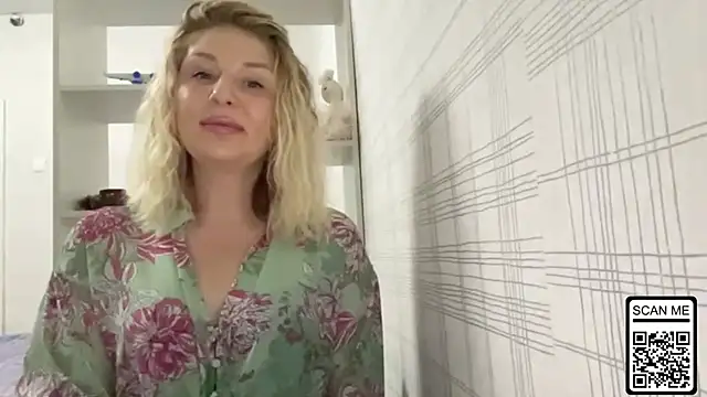 Blondie xoxoxo online show from November 2025 09:46:02 PM