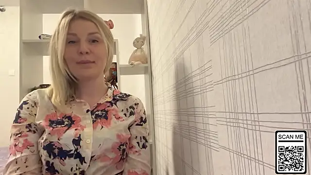 Blondie xoxoxo online show from November 2025 05:12:01 PM